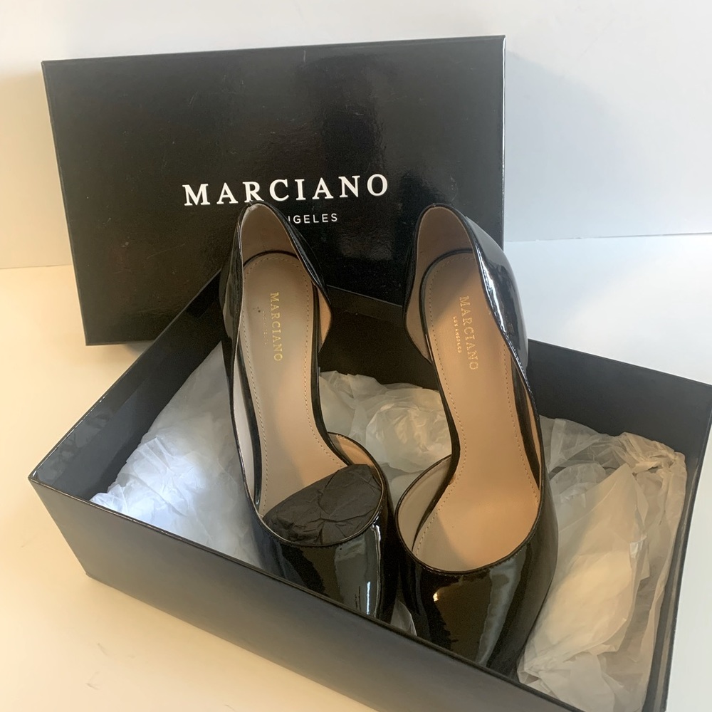 PUMPS by MARCIANO Los Angeles / Preowned /Size 39